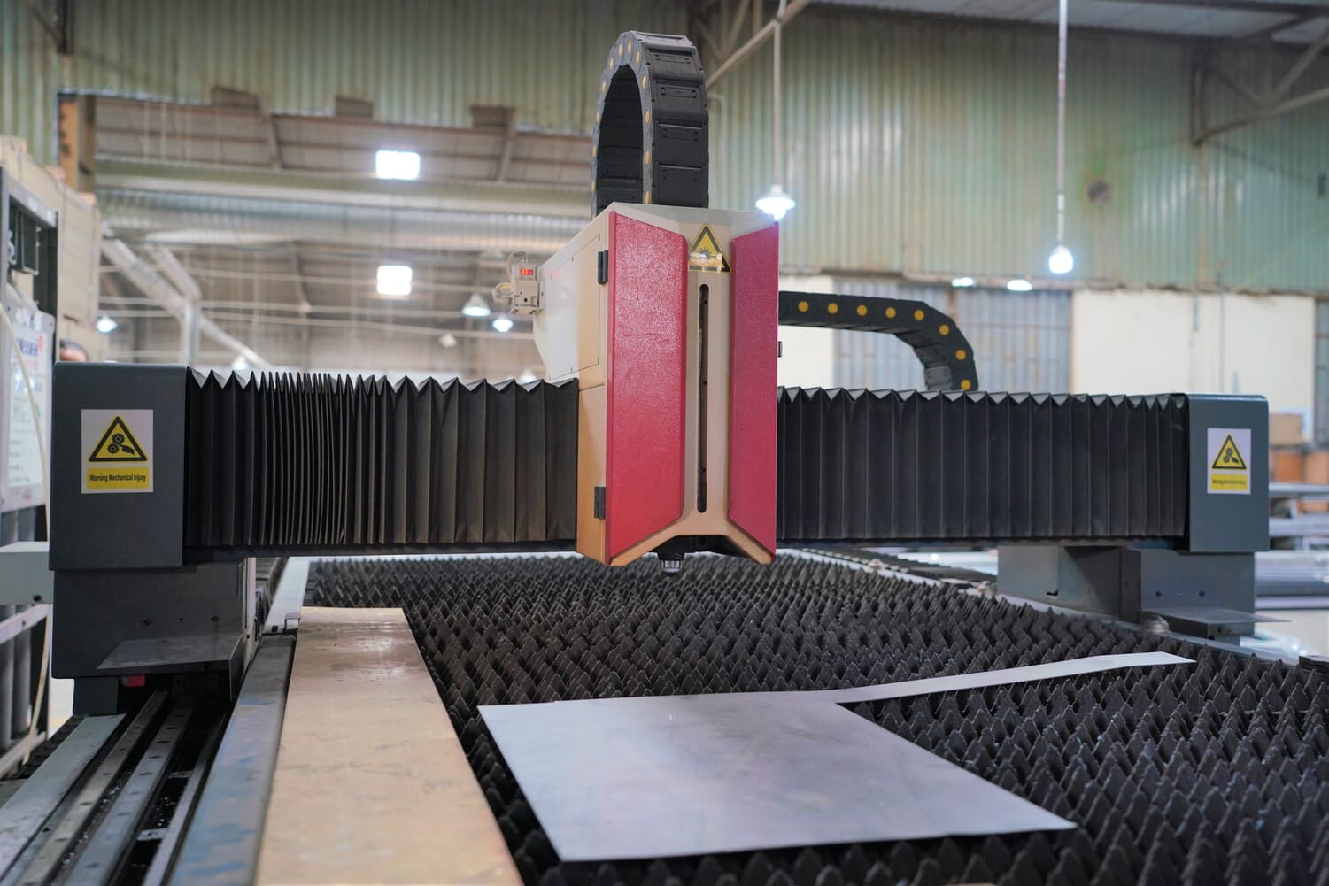 CẮT THEO CHI TIẾT BẢN VẼ