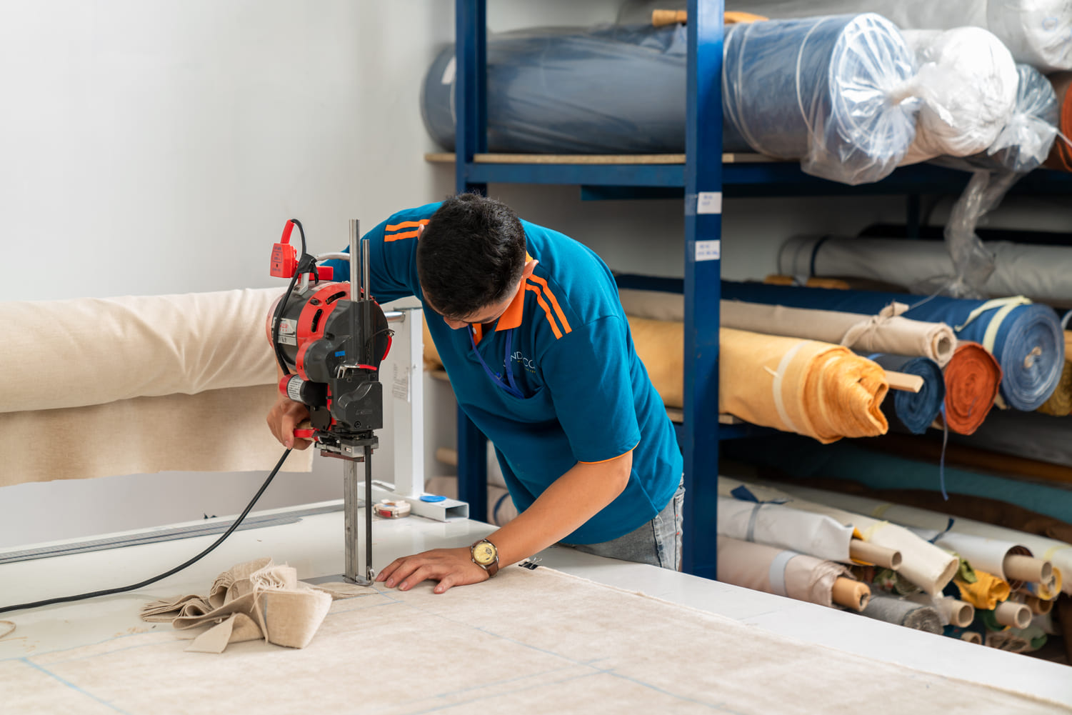 LÊN MÚT – LẤY RẬP CẮT RẬP