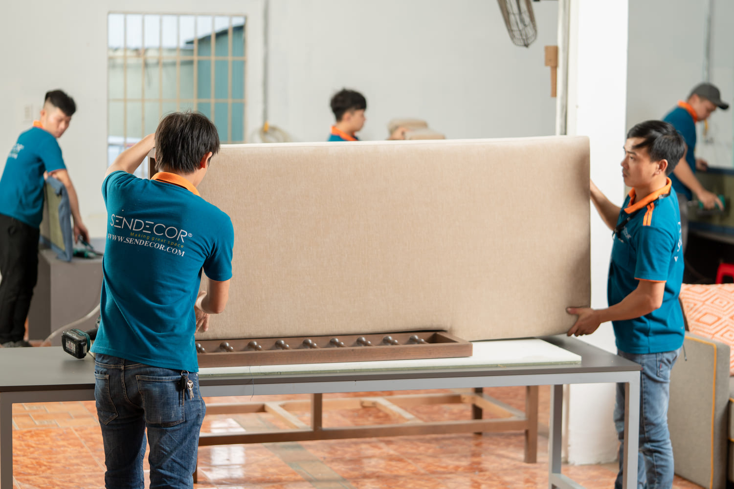 LẮP RÁP HOÀN THIỆN