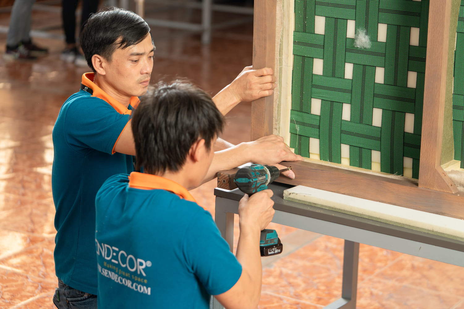 LẮP RÁP HOÀN THIỆN