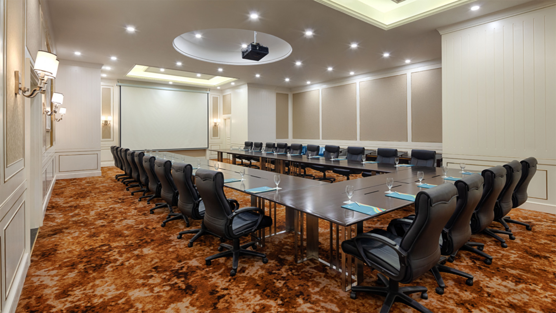 Đón đầu xu hướng màu sắc 2022 nổi bật nhất